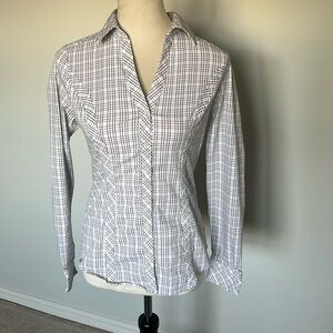 Express Black and White Blouse sz XS